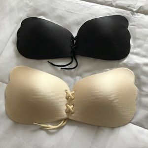 💥 SIZE D STRAPLESS STICK ON BRAS 💥